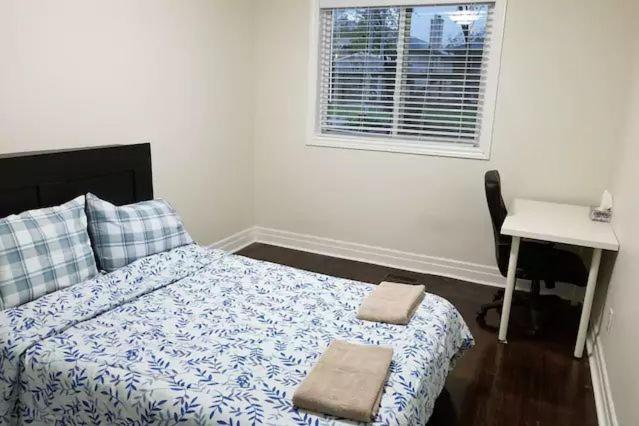 Private Rooms 5 Min Finch West Subway - York University Toronto Eksteriør billede