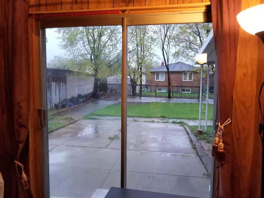 Private Rooms 5 Min Finch West Subway - York University Toronto Eksteriør billede